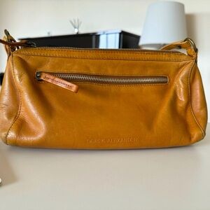DEREK ALEXANDER | Crossbody Genuine Leather Bag Women